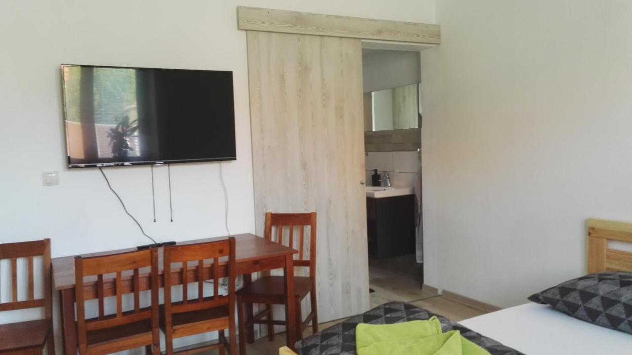 Apartmány Opolany Kültér fotó