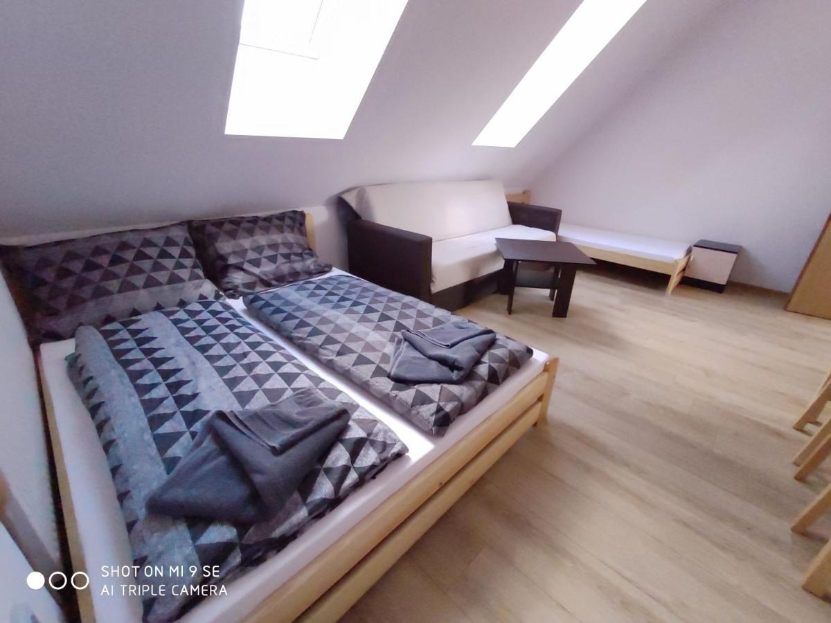 Apartmány Opolany Kültér fotó