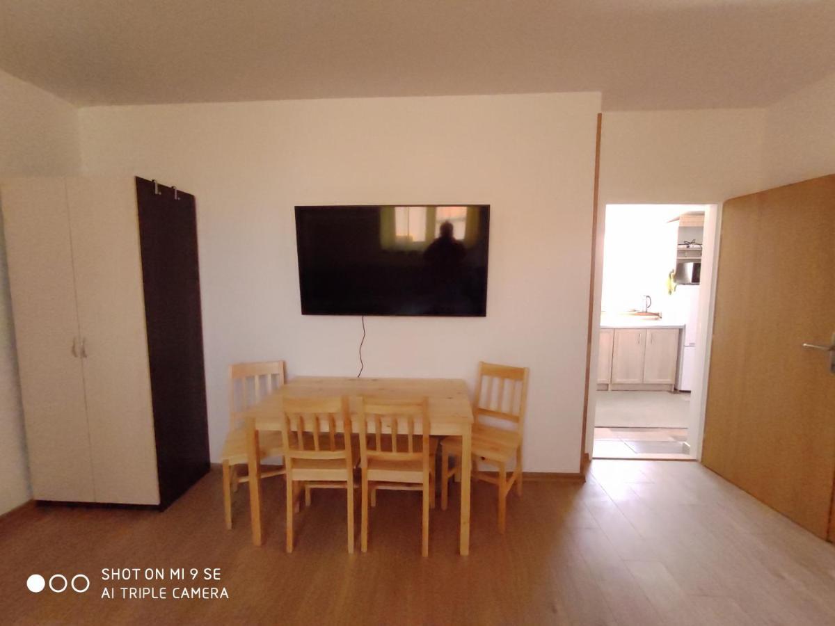 Apartmány Opolany Kültér fotó